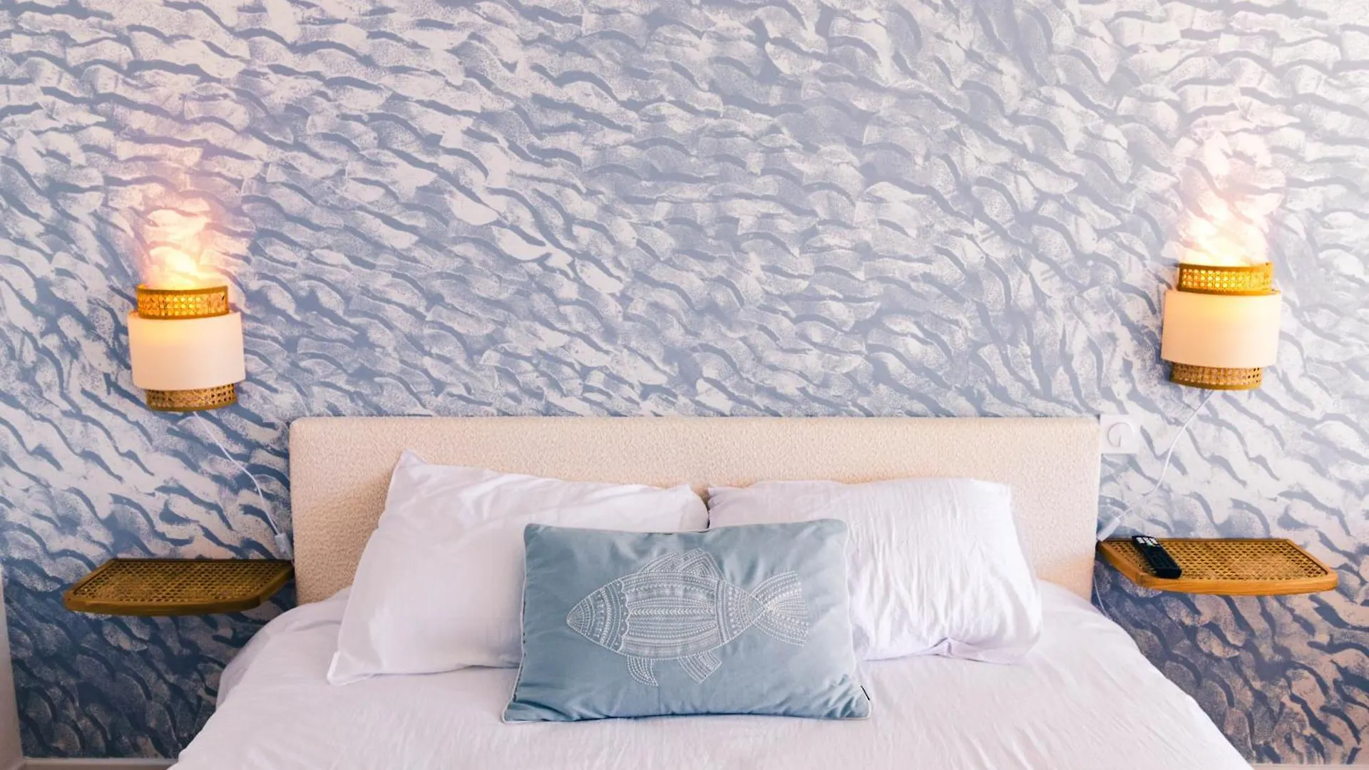 Blue Dream - Studio On Concarneau Beach